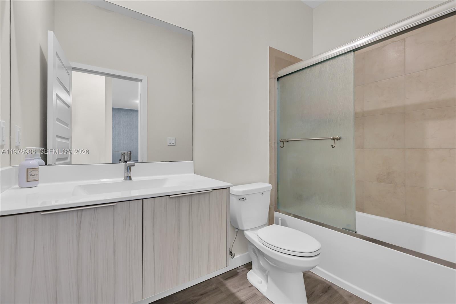 APEX AT PARK CENTRAL COND - Residential