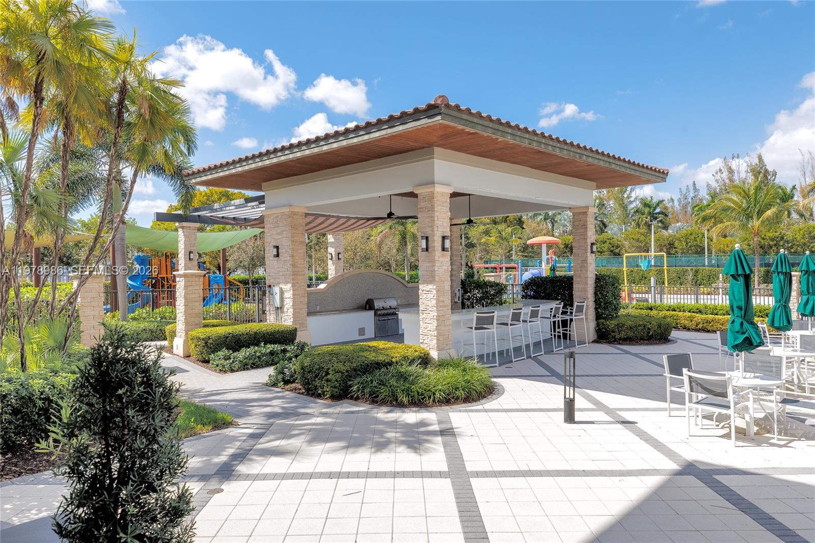 APEX AT PARK CENTRAL COND - Residential