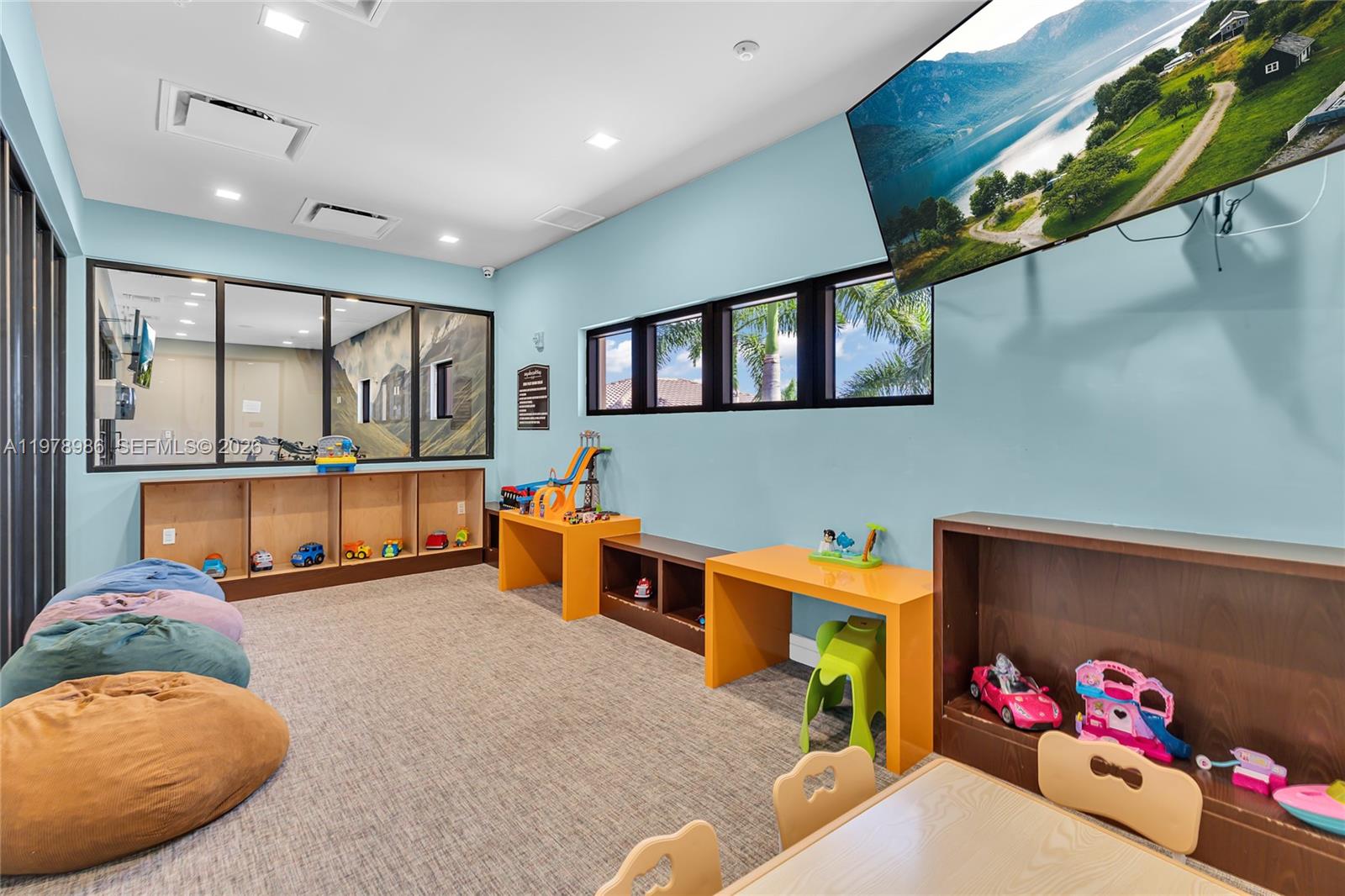 APEX AT PARK CENTRAL COND - Residential