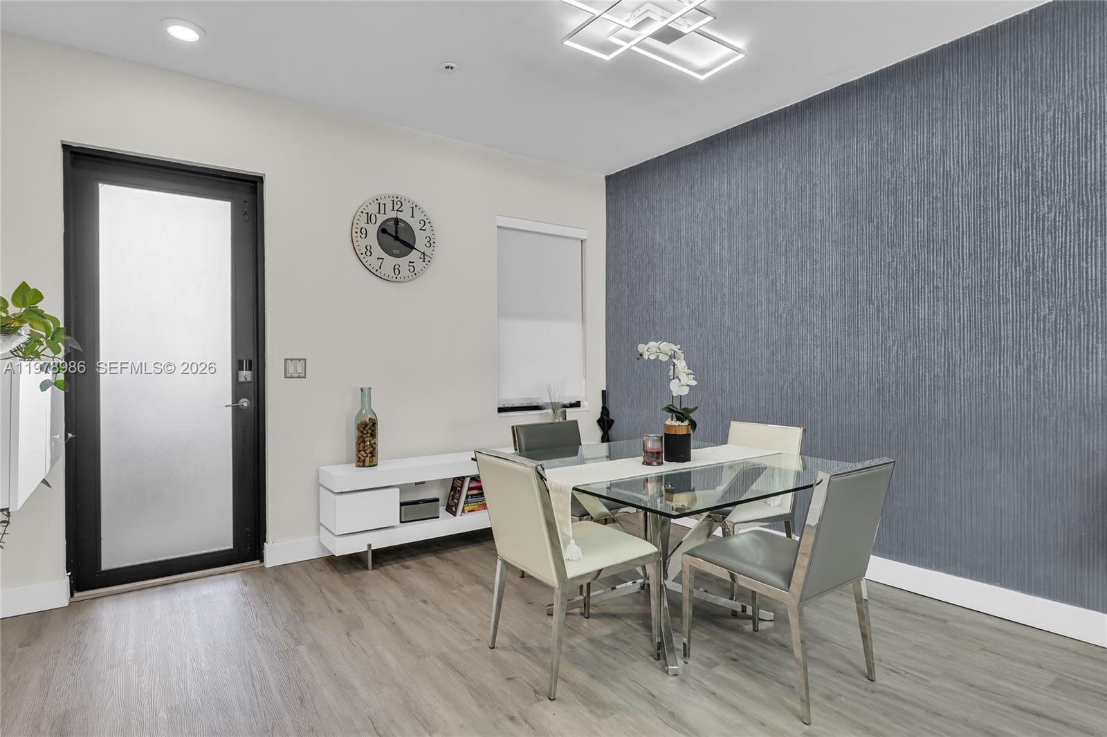 APEX AT PARK CENTRAL COND - Residential