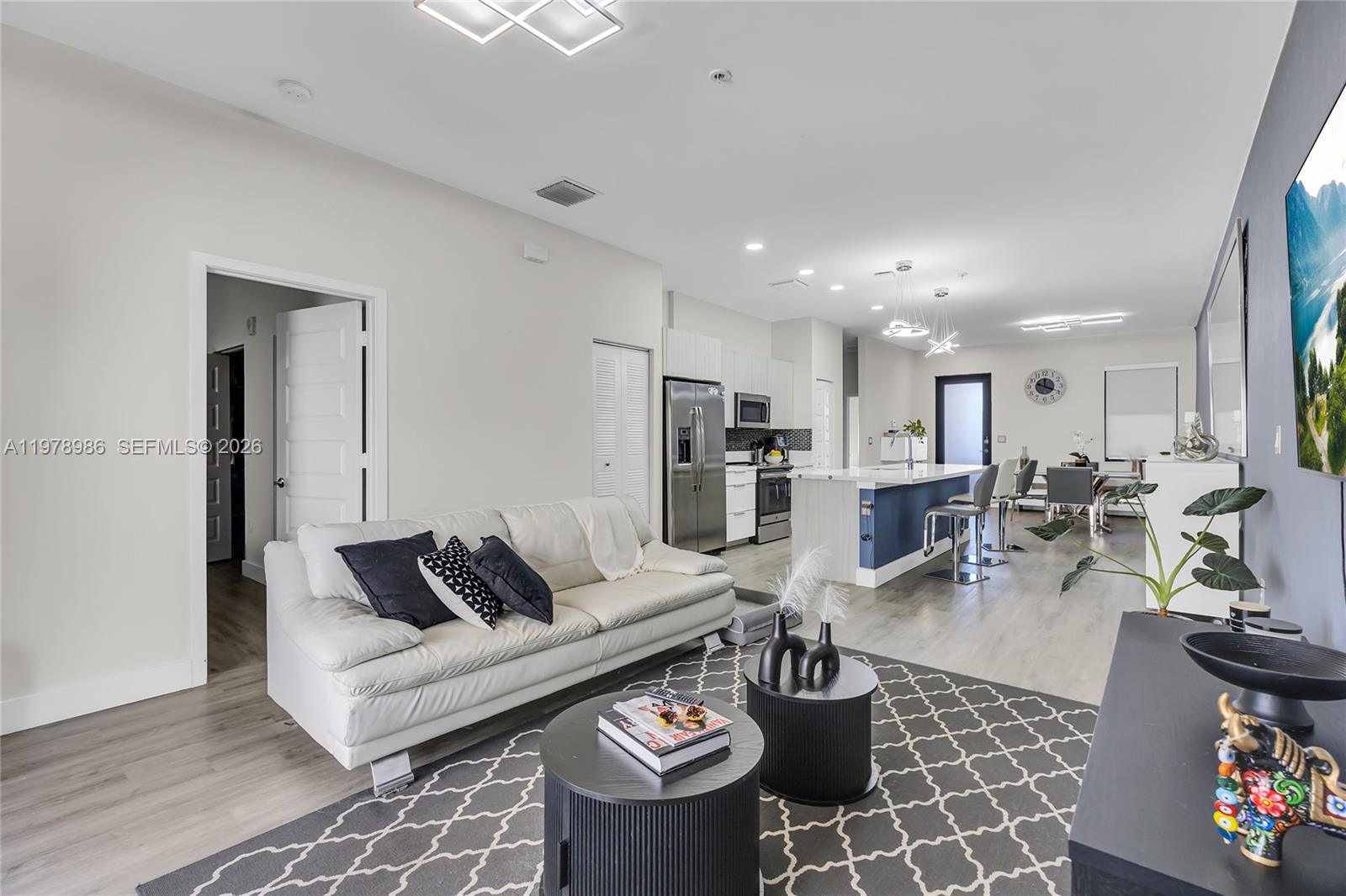 APEX AT PARK CENTRAL COND - Residential