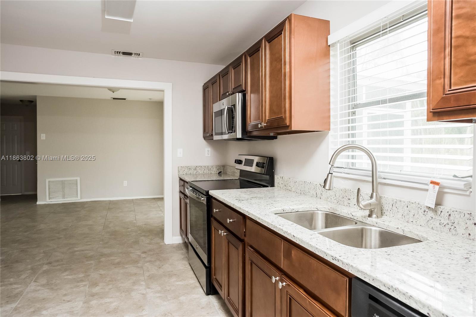 MARGATE ESTATES SEC 2 - Residential Lease