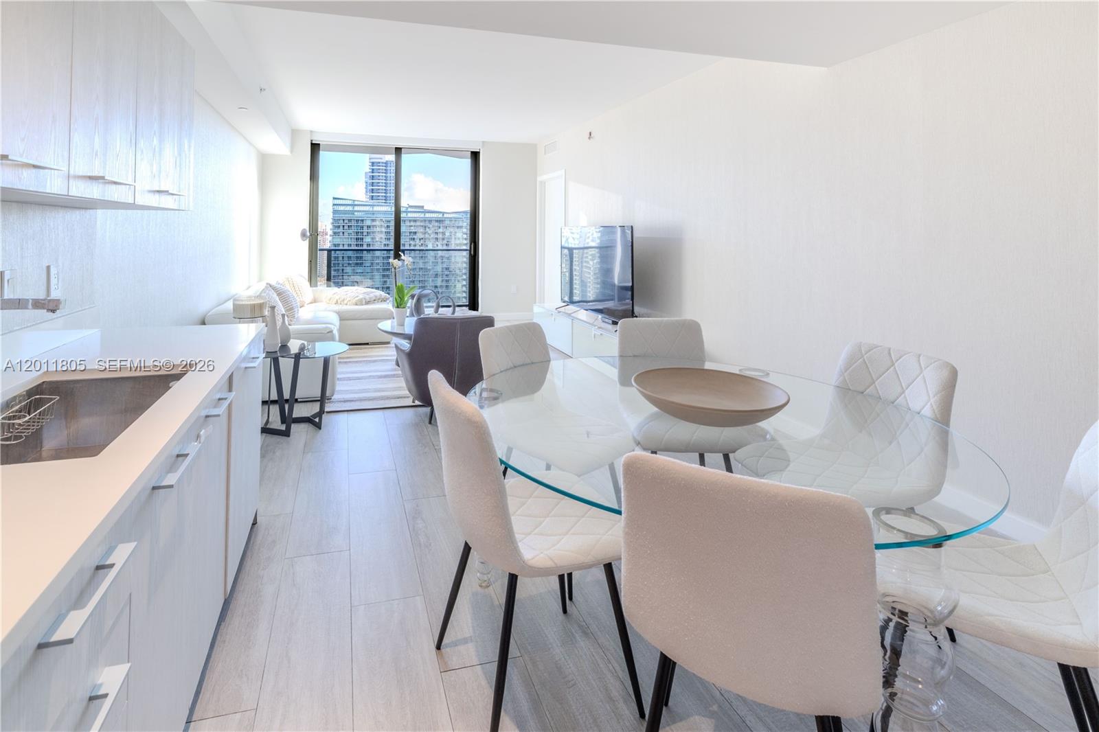 55 SW 9th St 3404