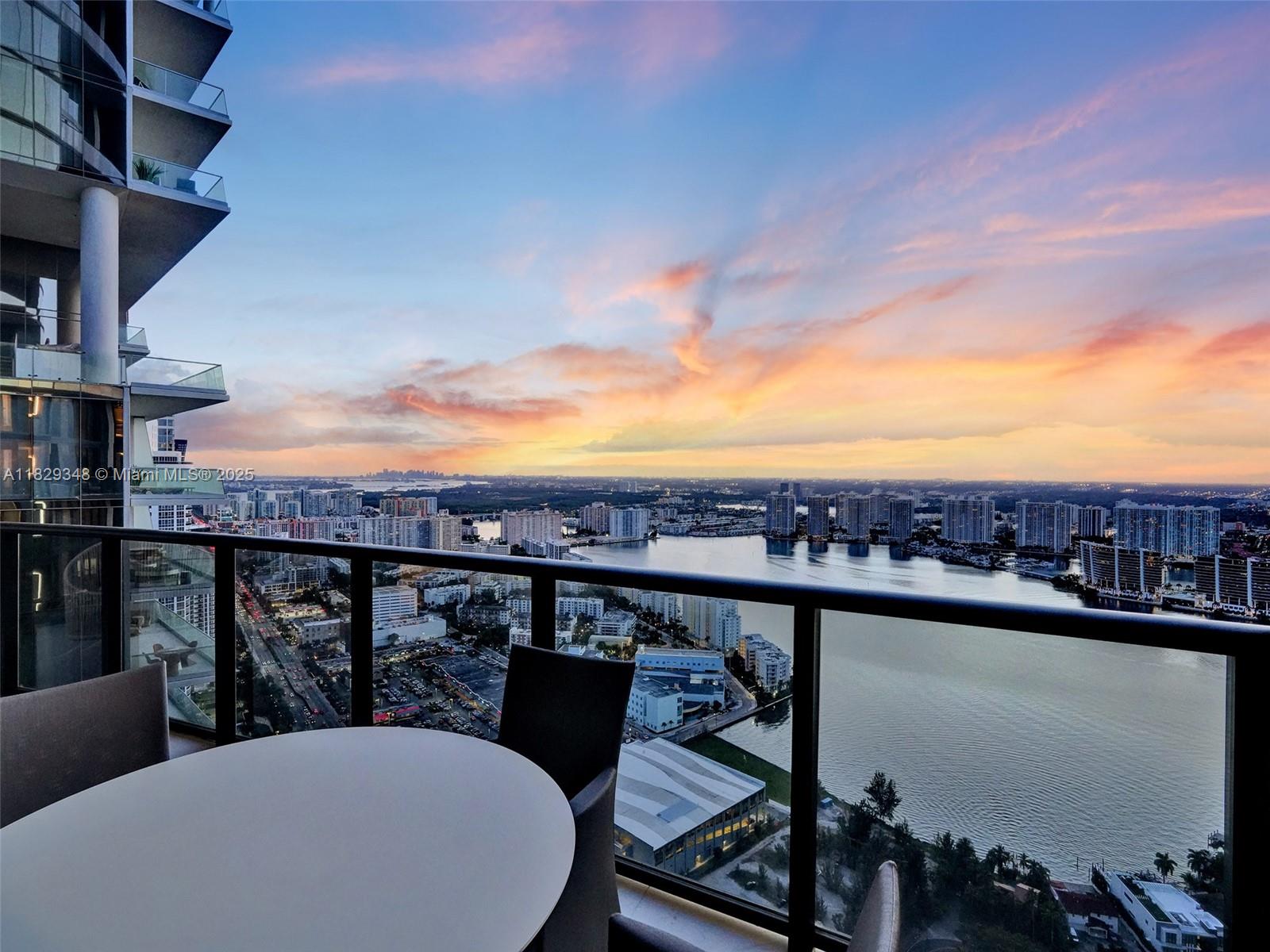 18555 COLLINS AVENUE COND - Residential