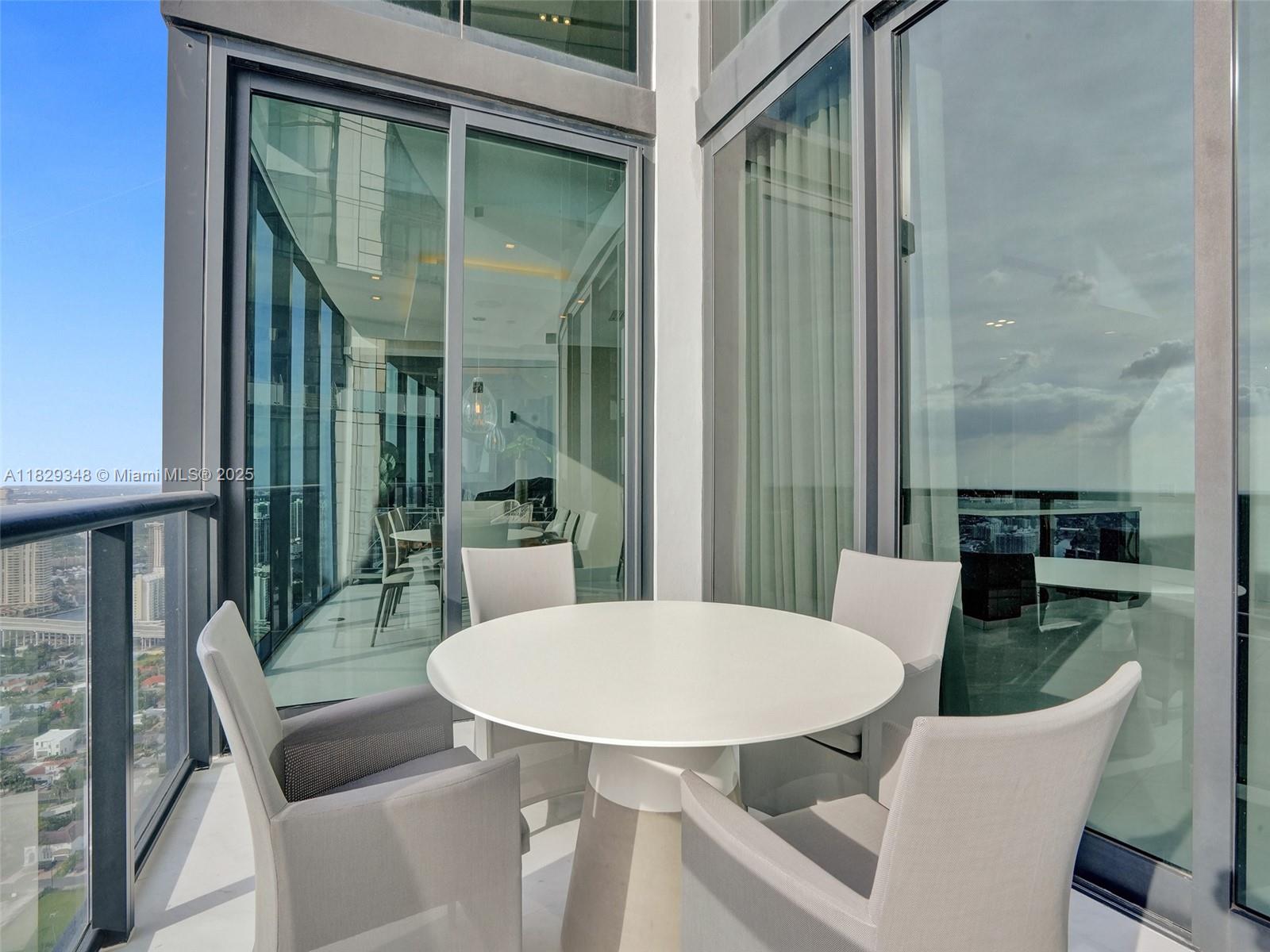 18555 COLLINS AVENUE COND - Residential