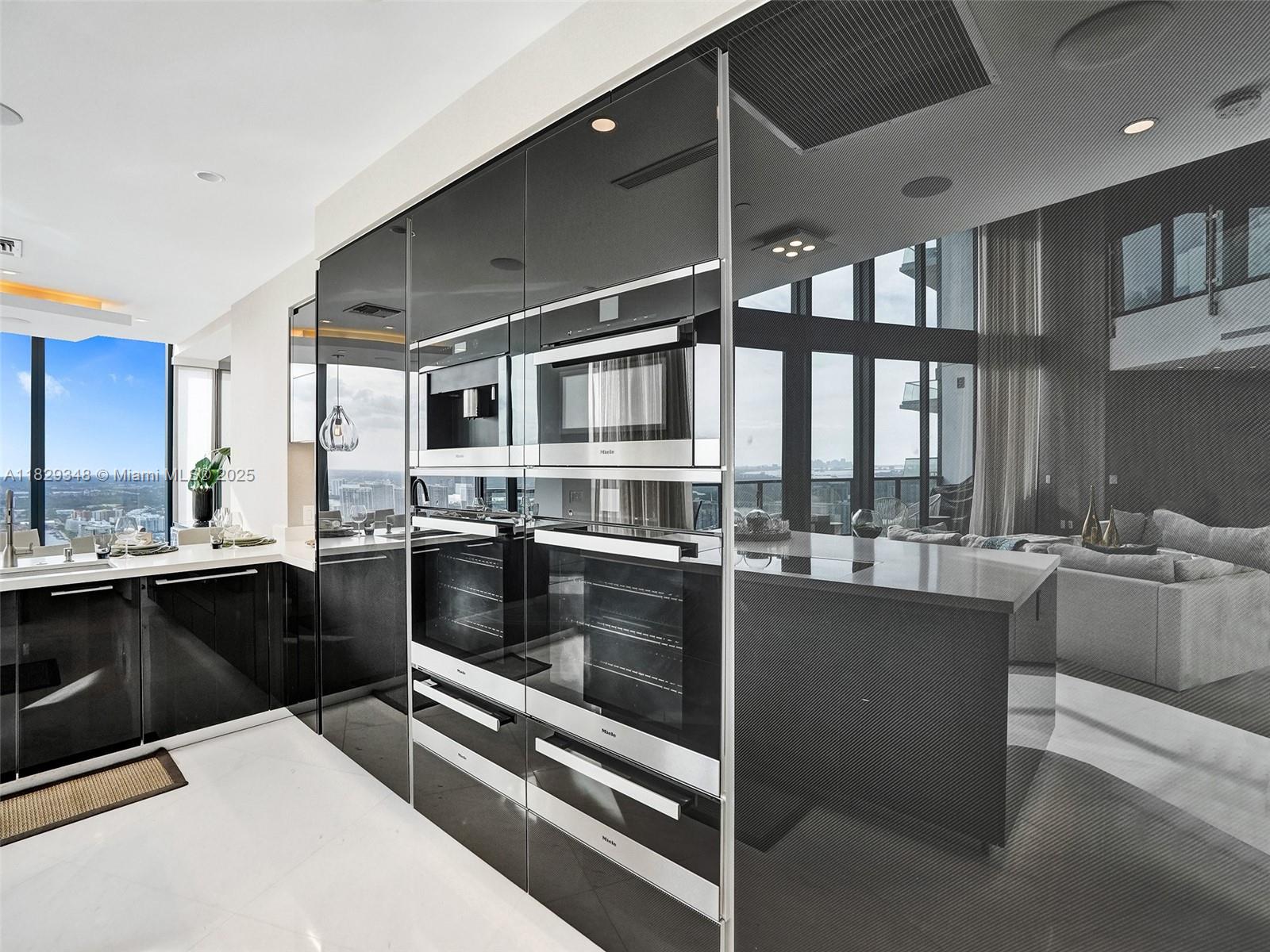 18555 COLLINS AVENUE COND - Residential