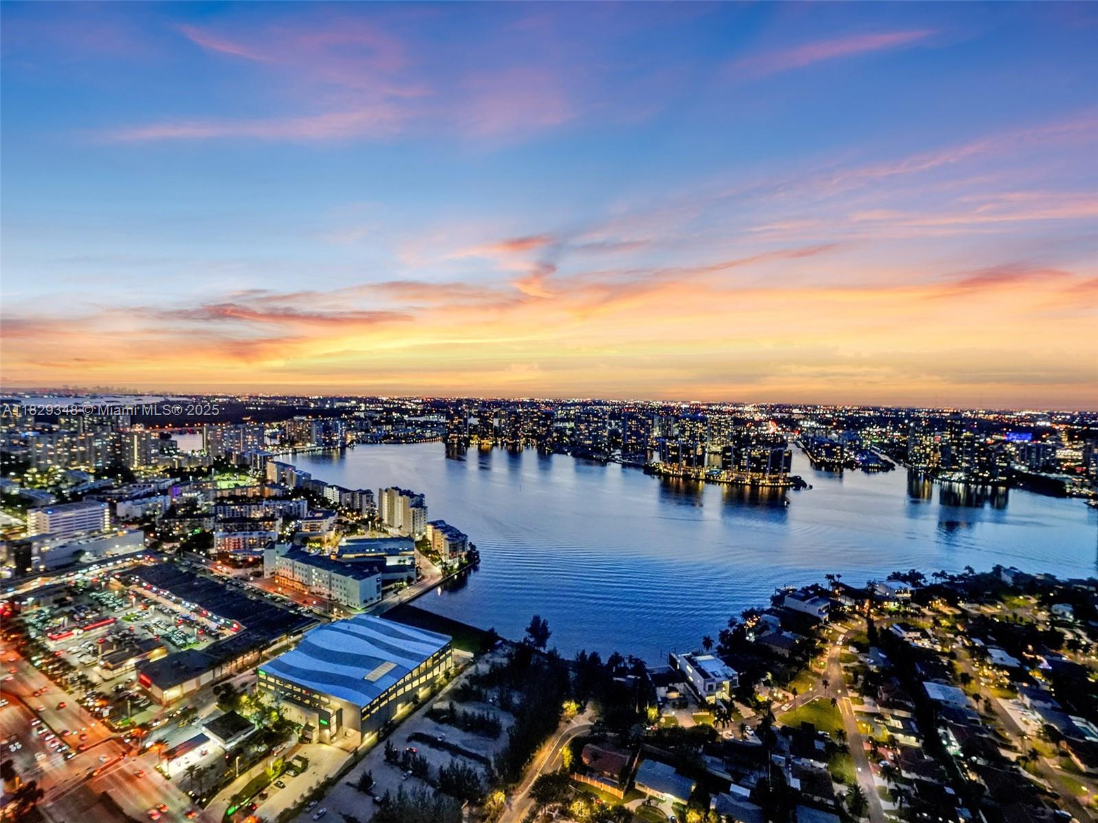 18555 COLLINS AVENUE COND - Residential