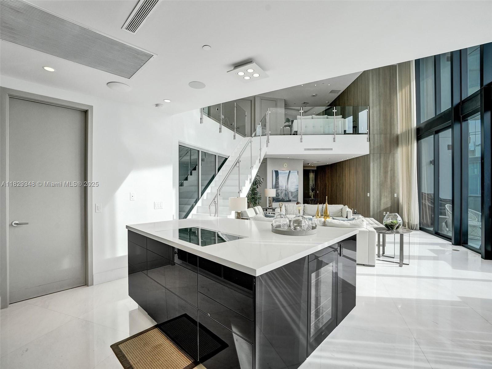 18555 COLLINS AVENUE COND - Residential