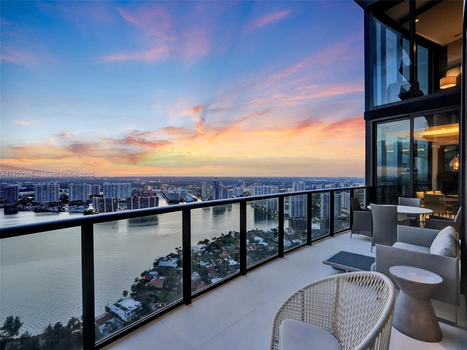 18555 COLLINS AVENUE COND - Residential