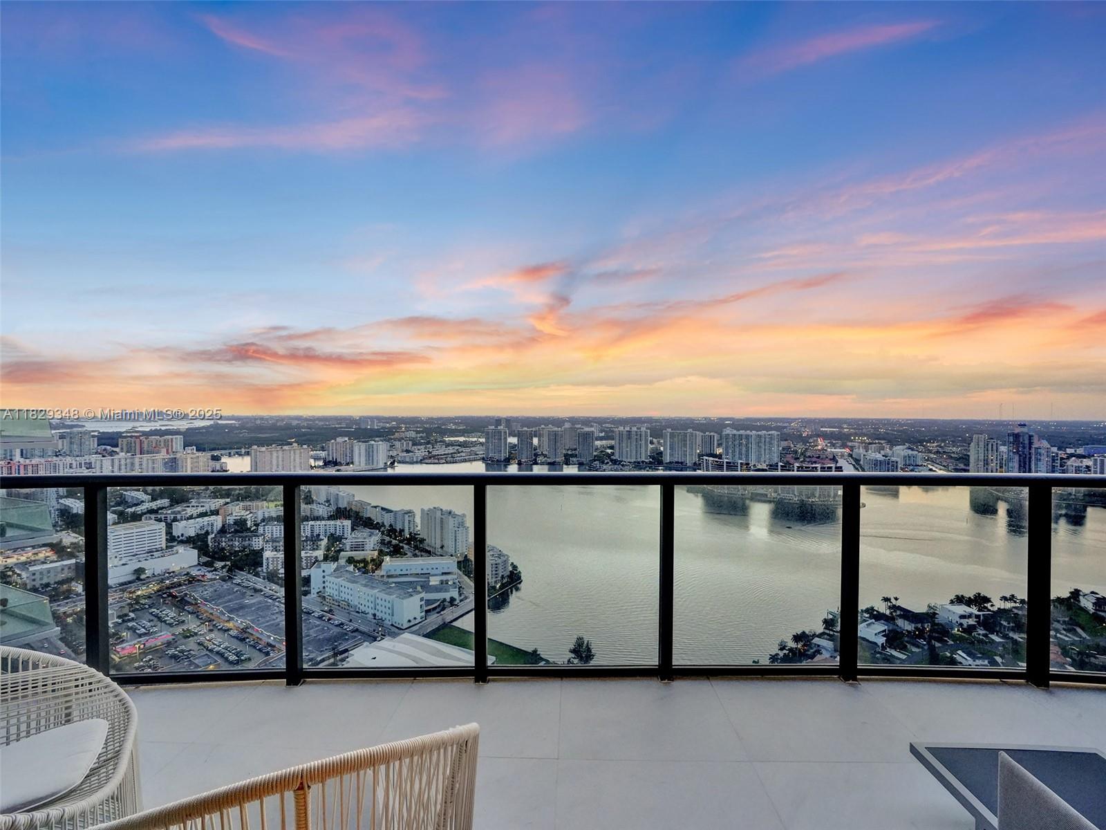 18555 Collins Ave 4403, Sunny Isles Beach, FL, 33160/$4,299,000 2 18555 Collins Ave 4403