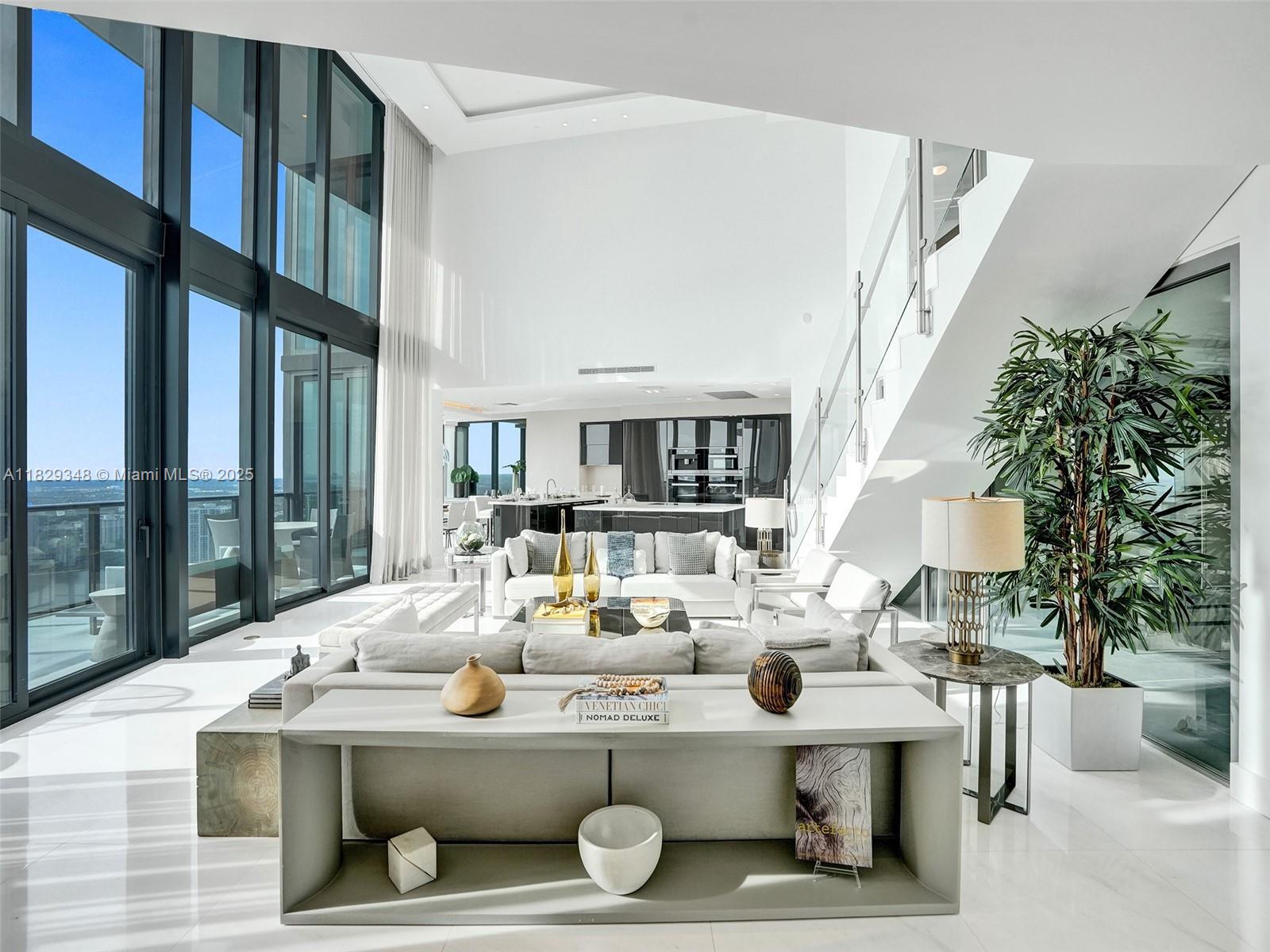 18555 Collins Ave 4403, Sunny Isles Beach, FL, 33160/$4,299,000 3 18555 Collins Ave 4403