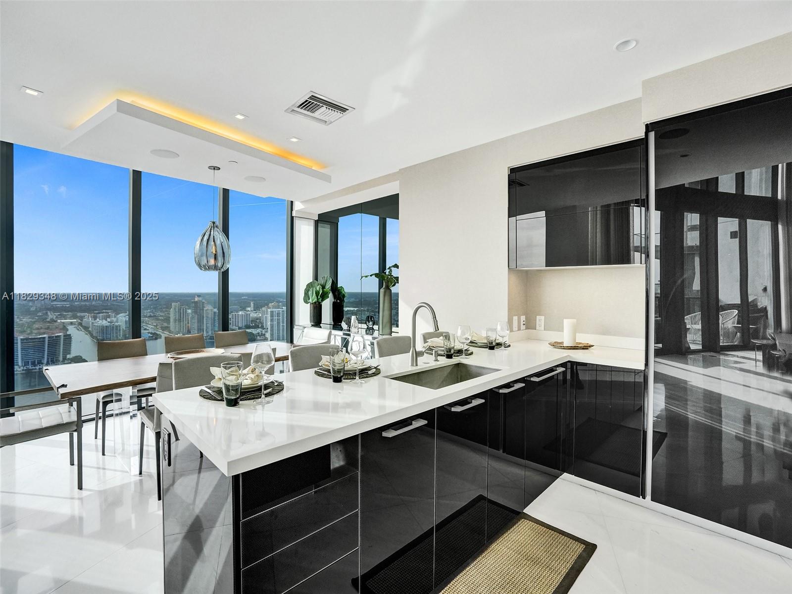 18555 COLLINS AVENUE COND - Residential