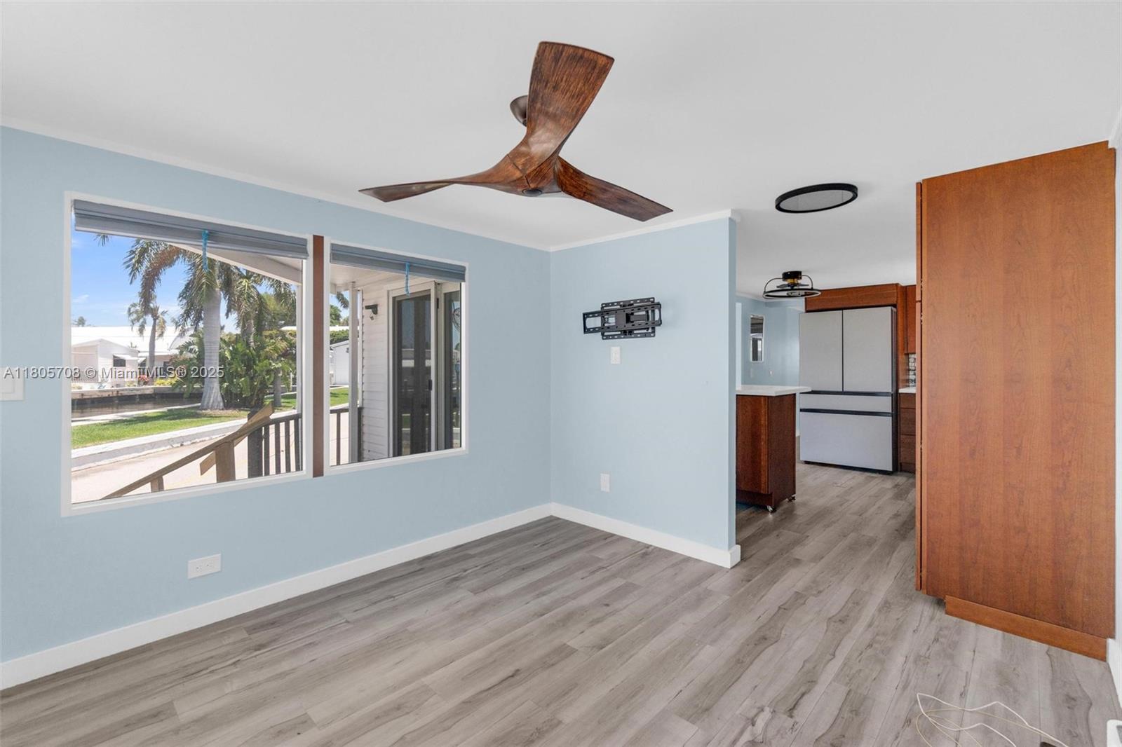 BRINY BREEZES INC - Residential