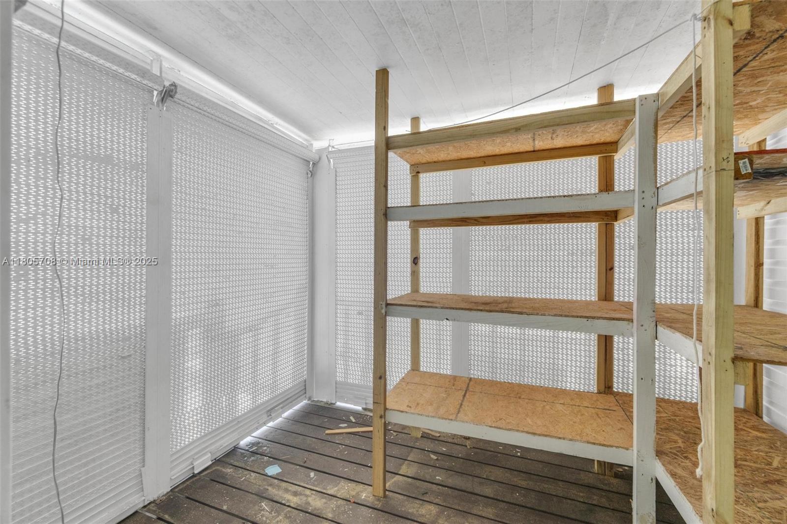 BRINY BREEZES INC - Residential