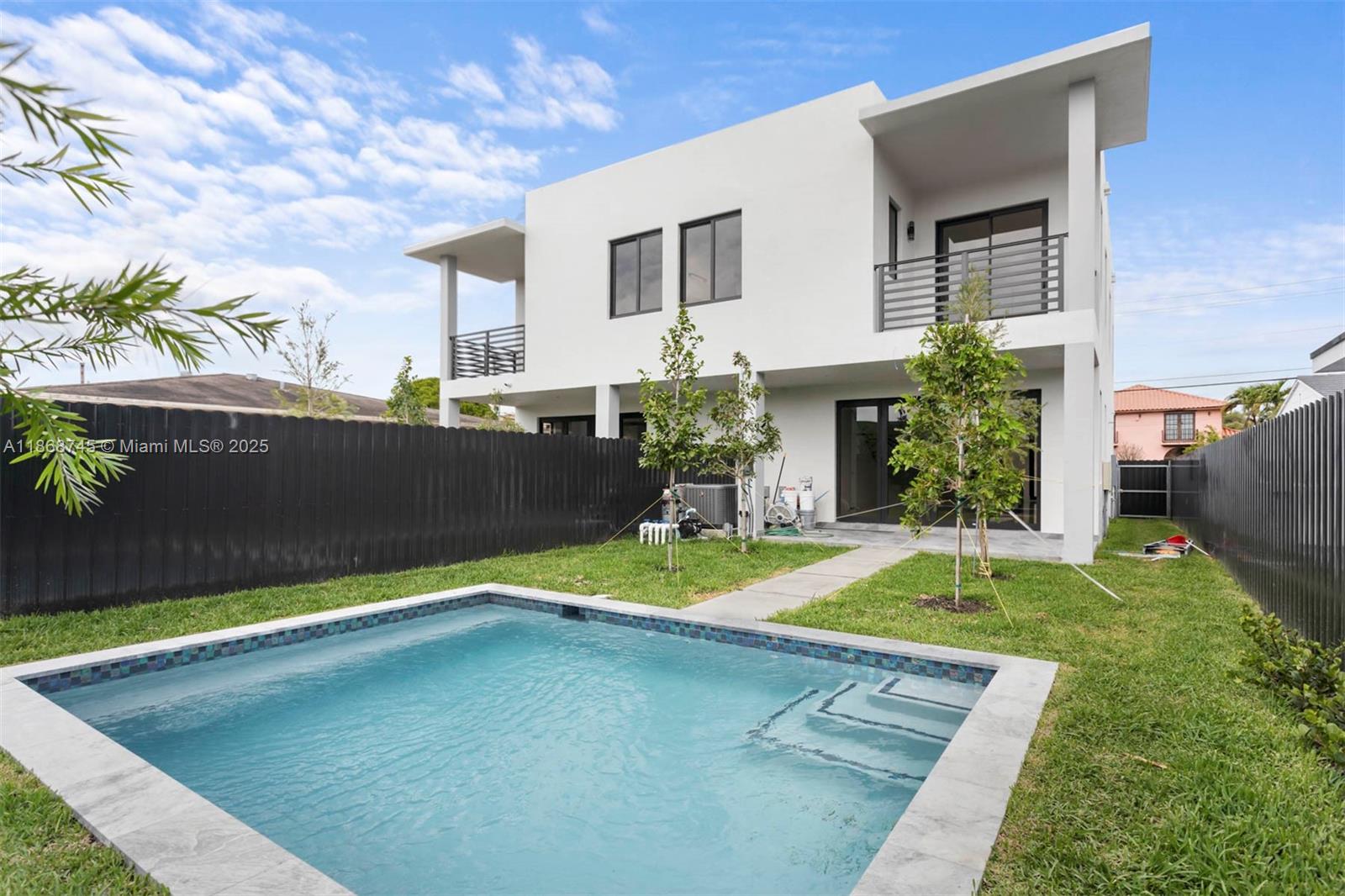 KIRKLAND HEIGHTS AMD - Residential