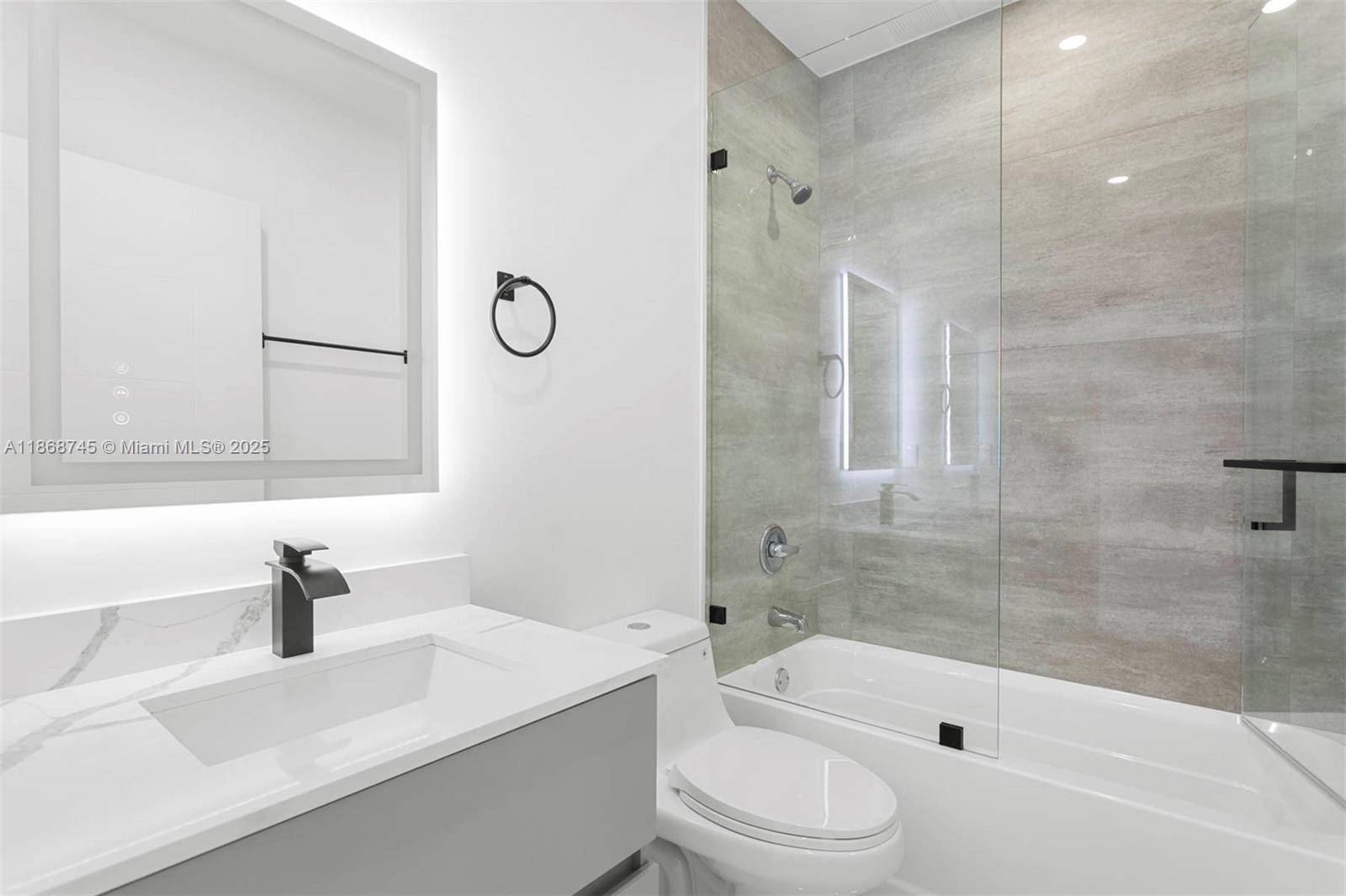 KIRKLAND HEIGHTS AMD - Residential