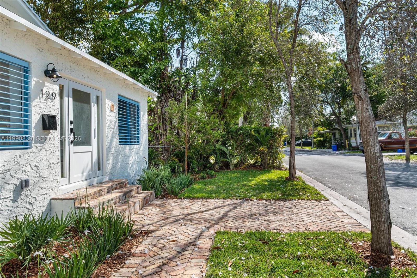 MAC FARLANE HOMESTEAD - Residential