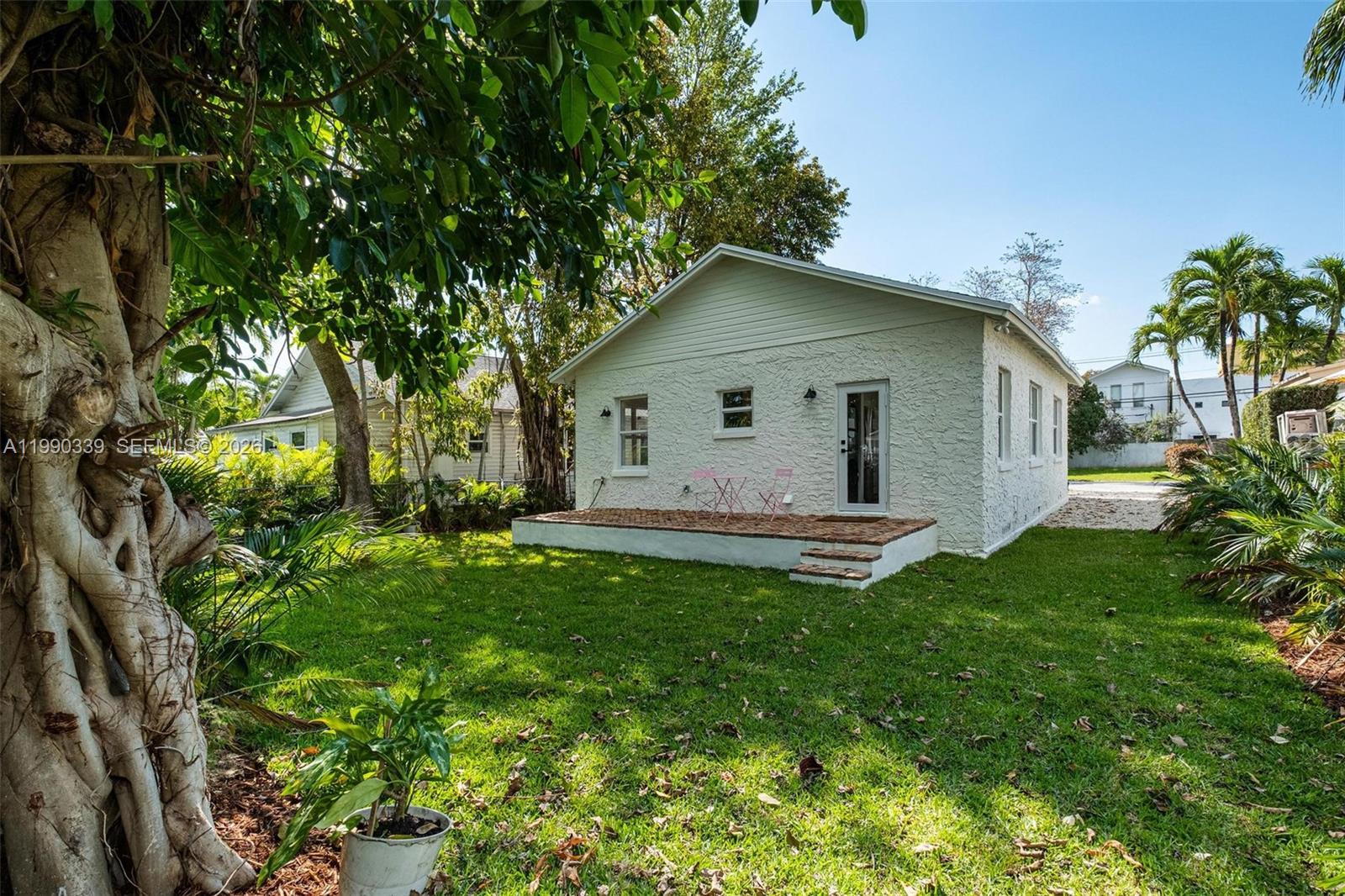 MAC FARLANE HOMESTEAD - Residential