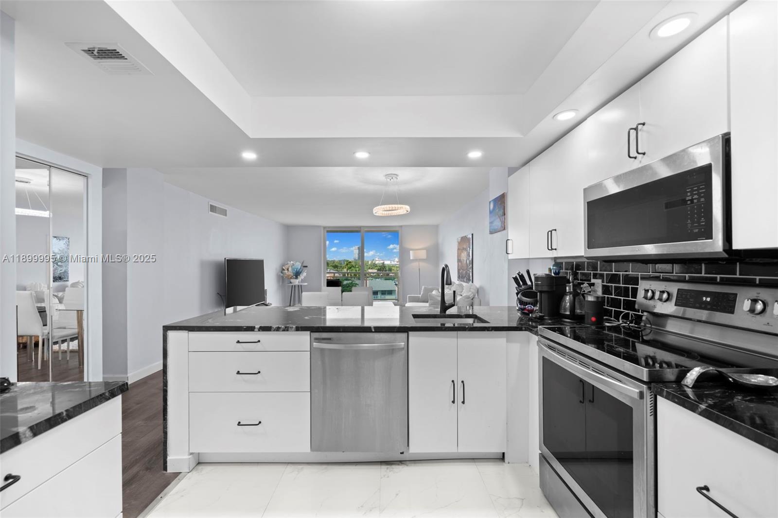 GOLDEN HORN CONDO - Residential