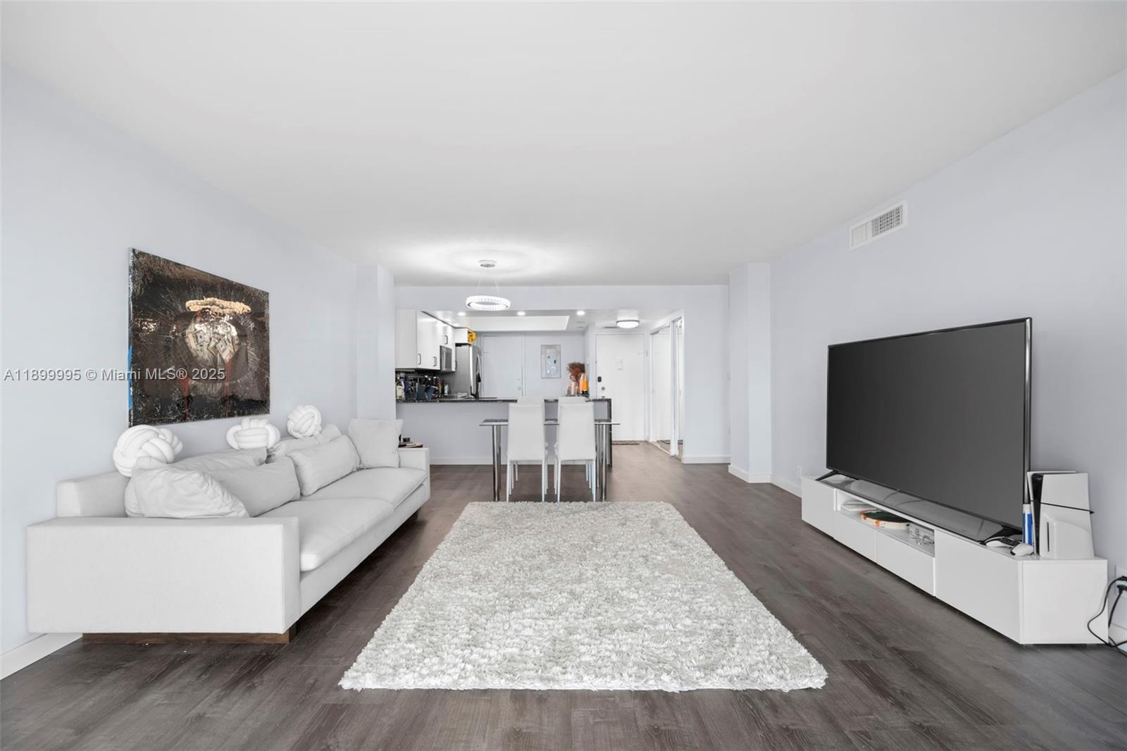 GOLDEN HORN CONDO - Residential