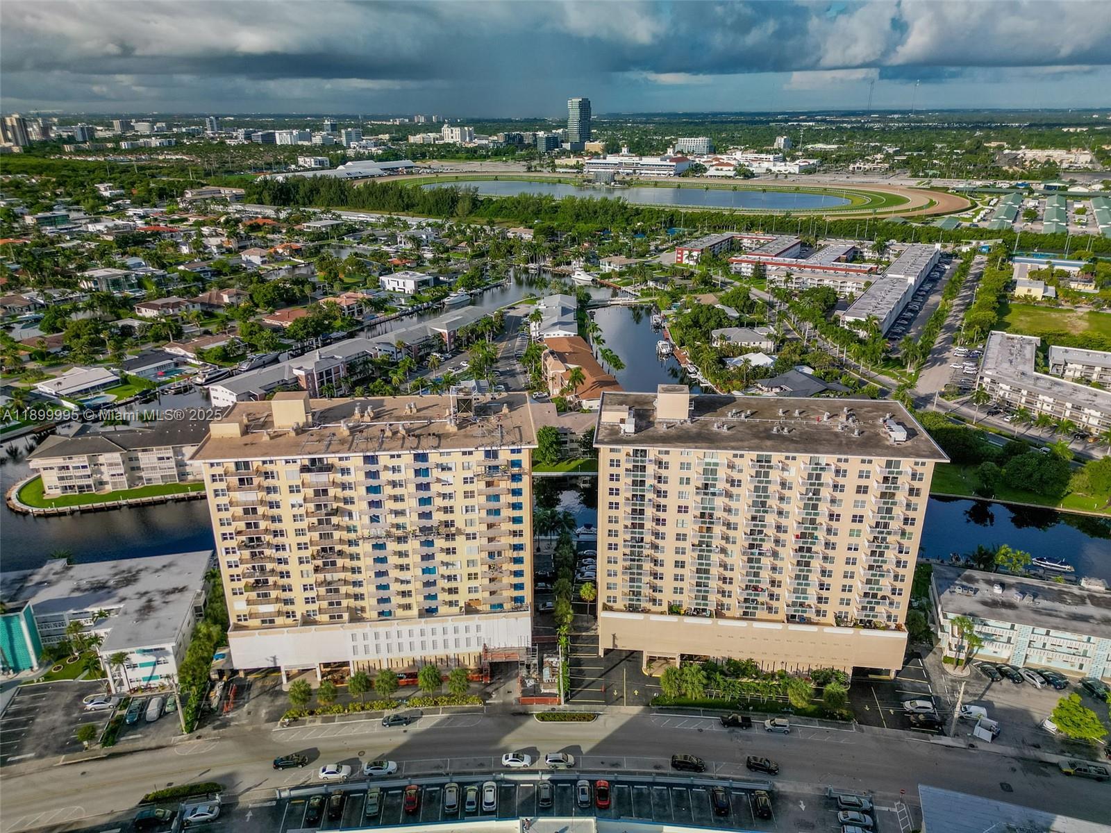 GOLDEN HORN CONDO - Residential