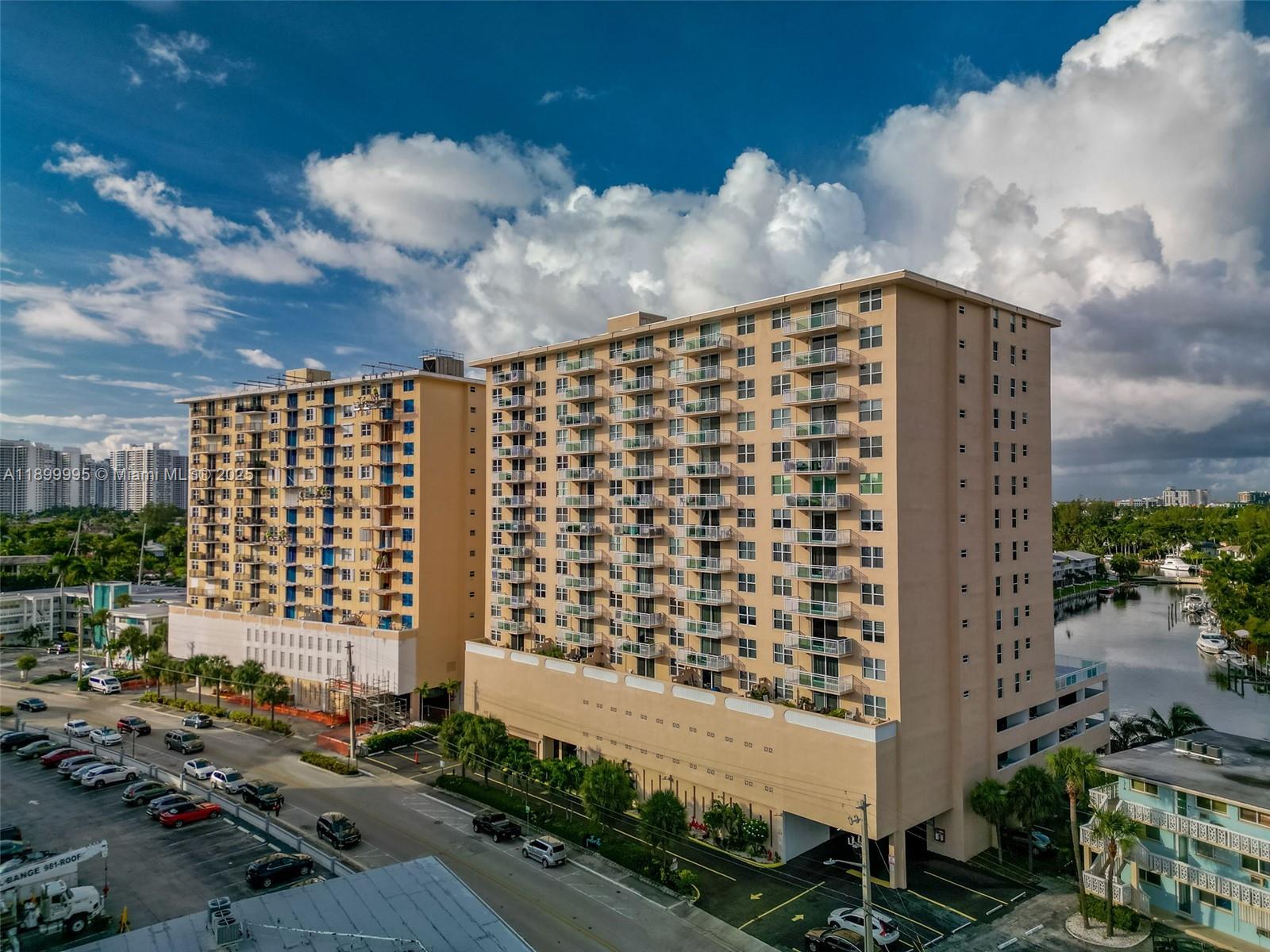 GOLDEN HORN CONDO - Residential