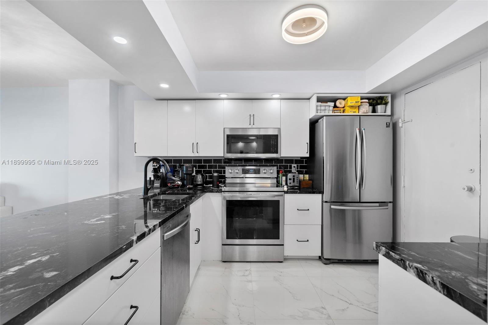GOLDEN HORN CONDO - Residential