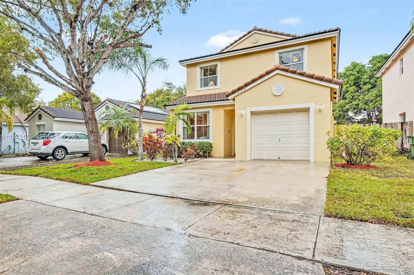 1939 SE 13th St, Homestead, FL, 33035/$410,000 2 1939 SE 13th St