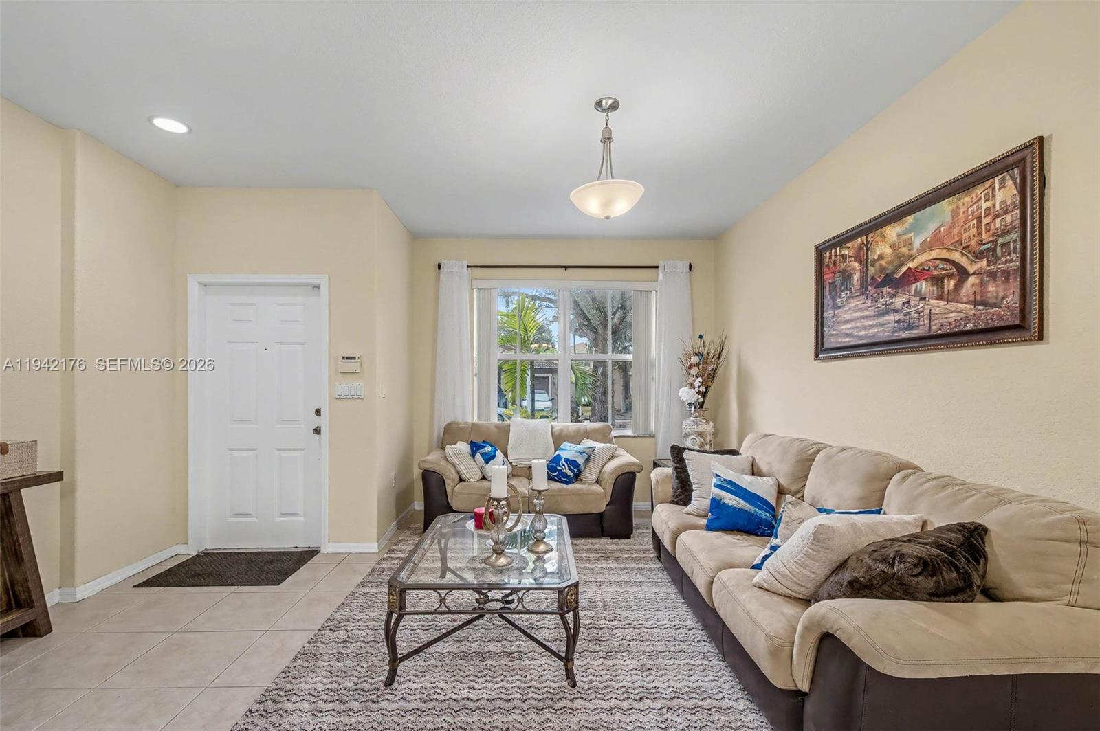 1939 SE 13th St, Homestead, FL, 33035/$410,000 4 1939 SE 13th St