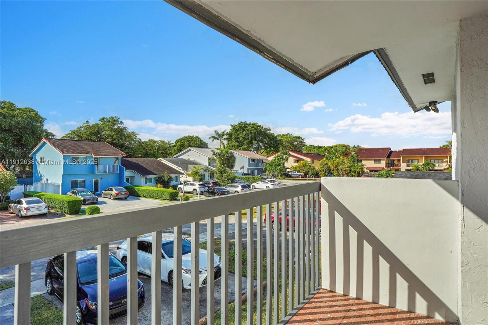 ARBORGATE KENDALL LK E CO - Residential