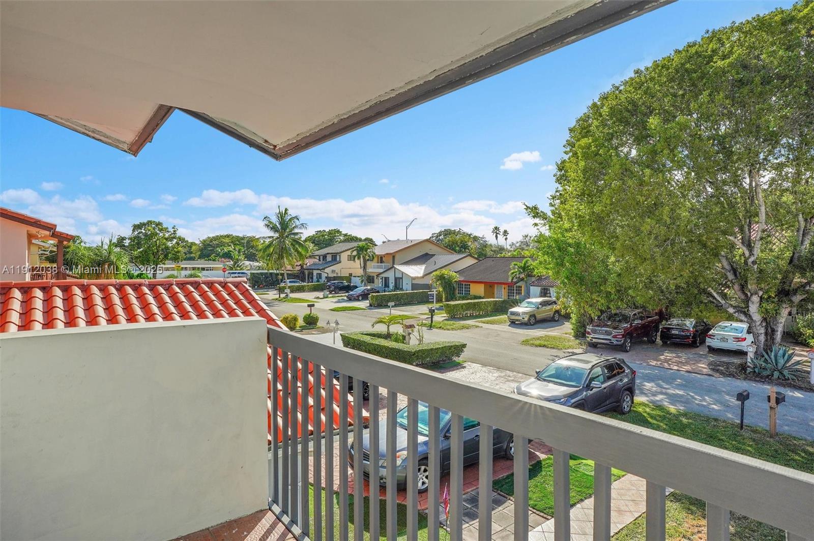 ARBORGATE KENDALL LK E CO - Residential