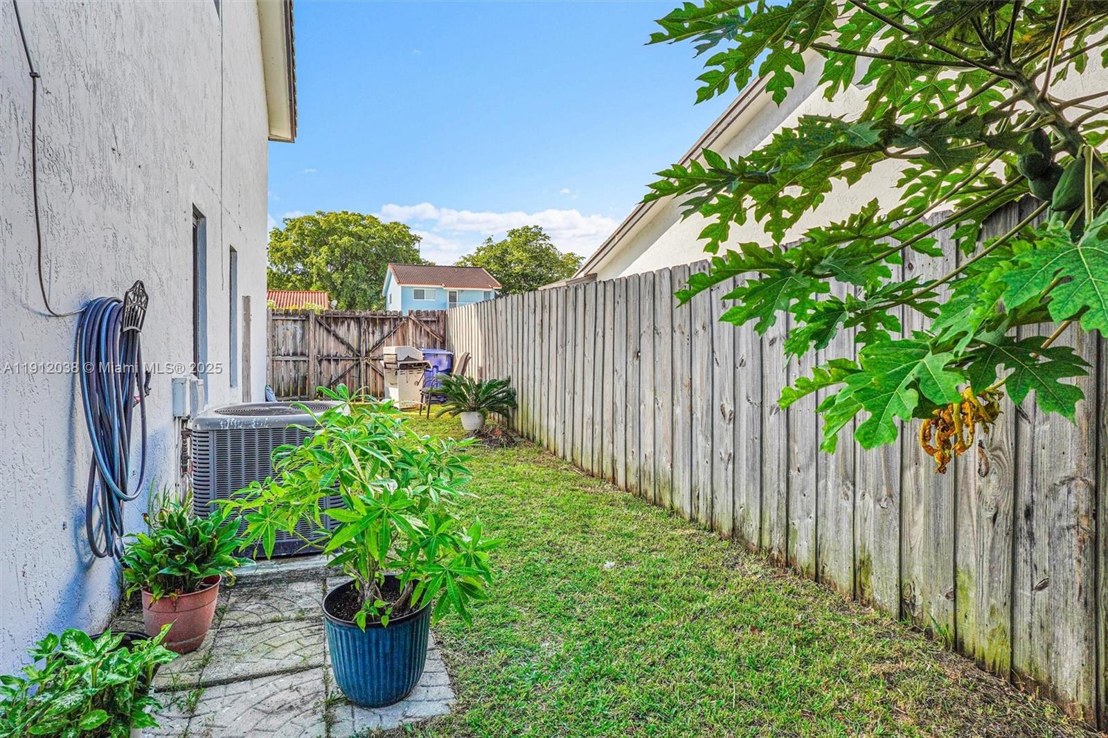 ARBORGATE KENDALL LK E CO - Residential