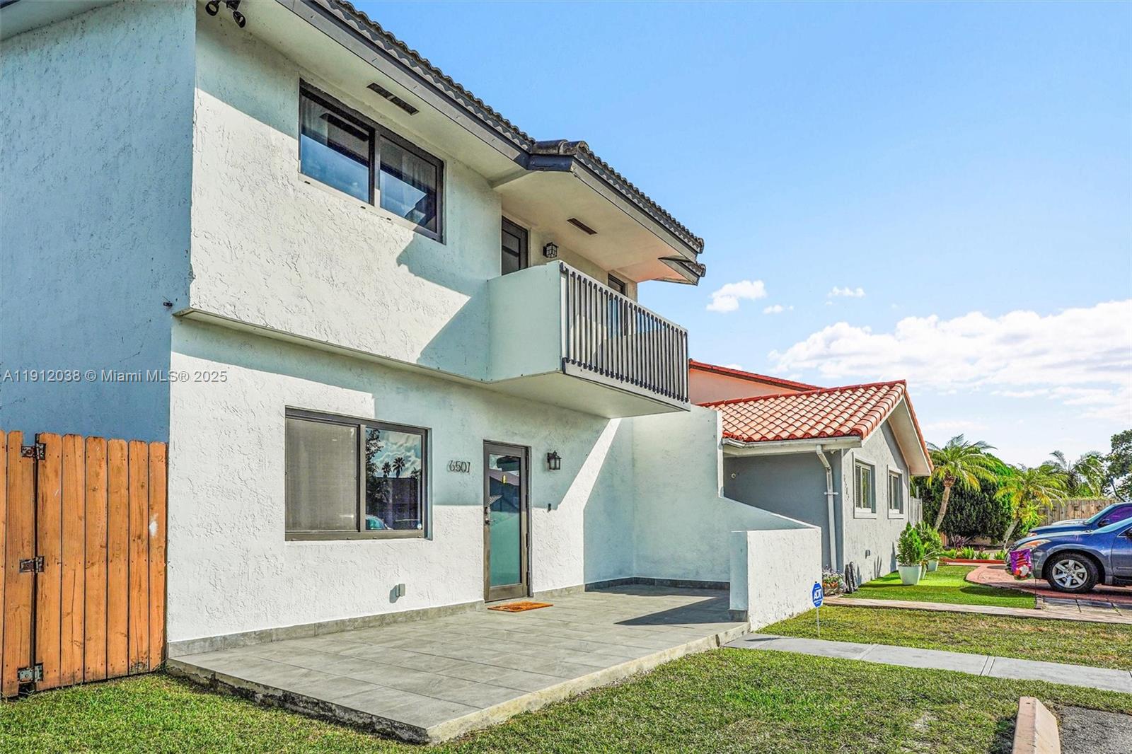 ARBORGATE KENDALL LK E CO - Residential