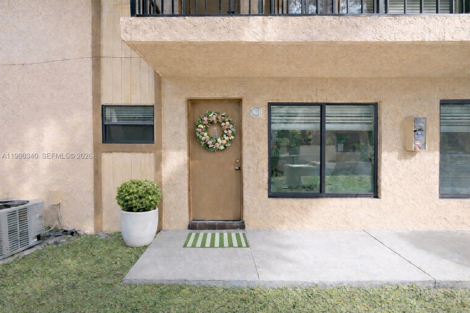 LAGO GRANDE TWO CONDO - Residential