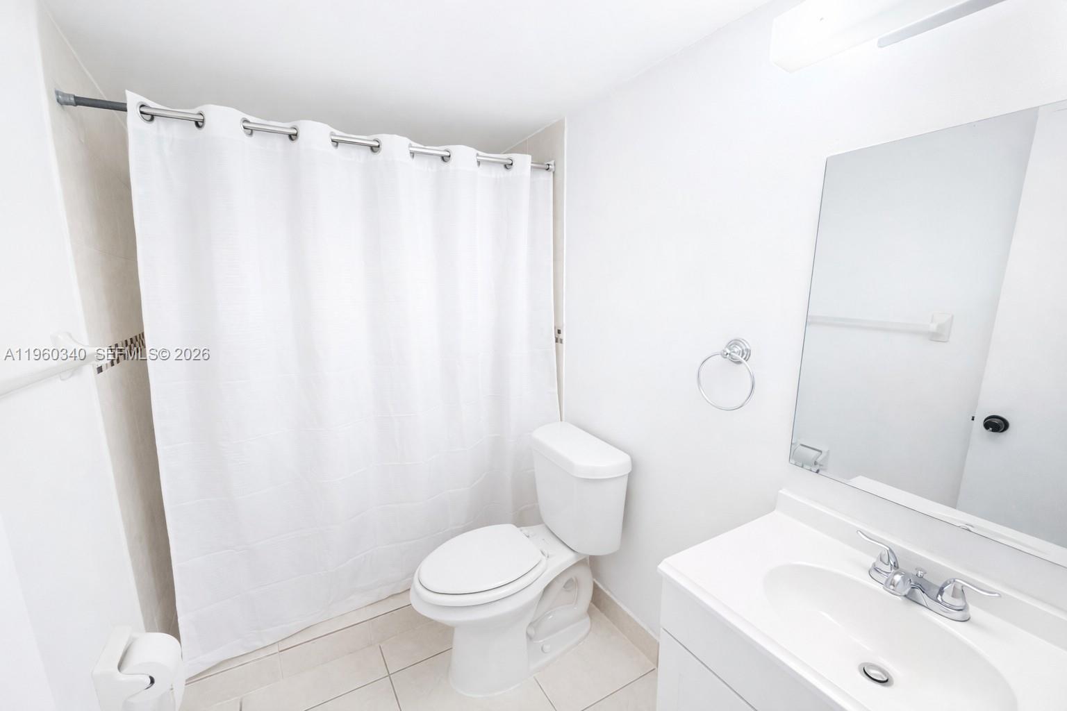 LAGO GRANDE TWO CONDO - Residential