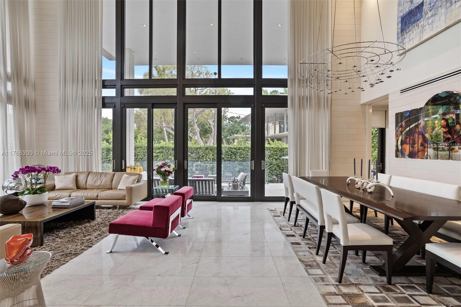 610 Harbor Cir
