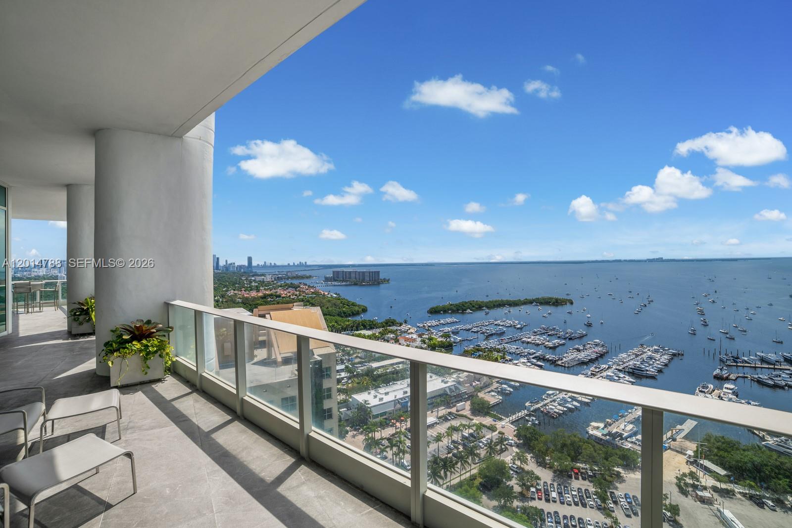 GROVENOR HOUSE CONDO - Residential