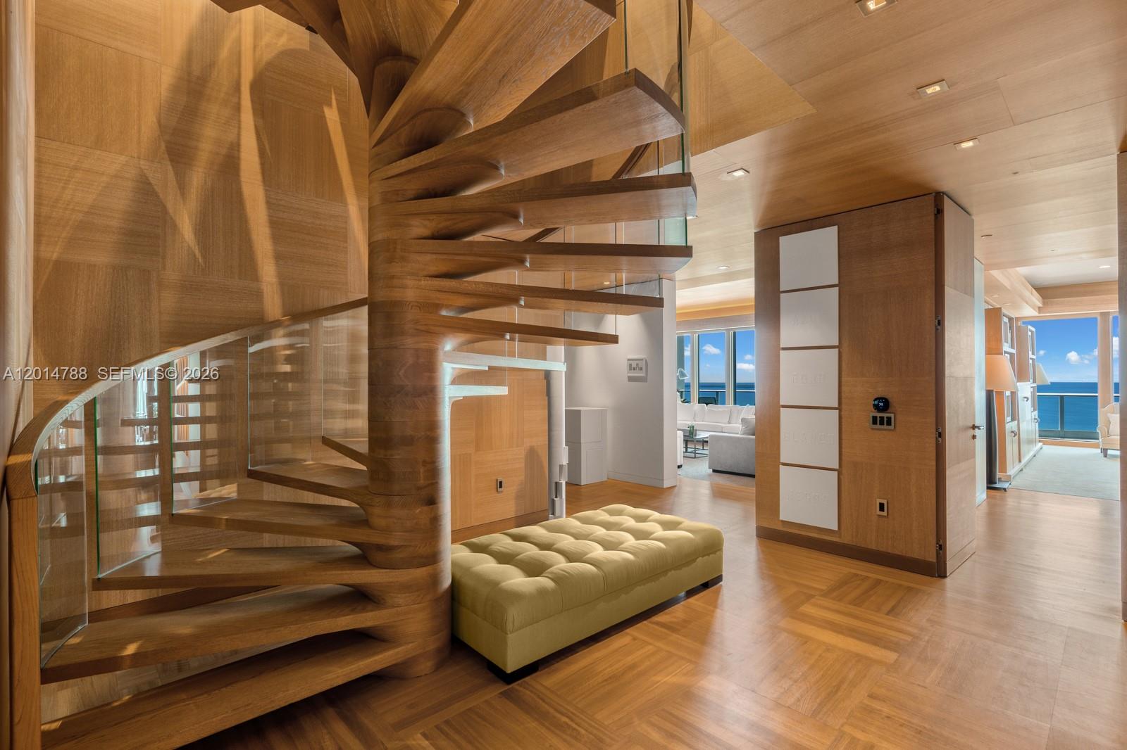 GROVENOR HOUSE CONDO - Residential