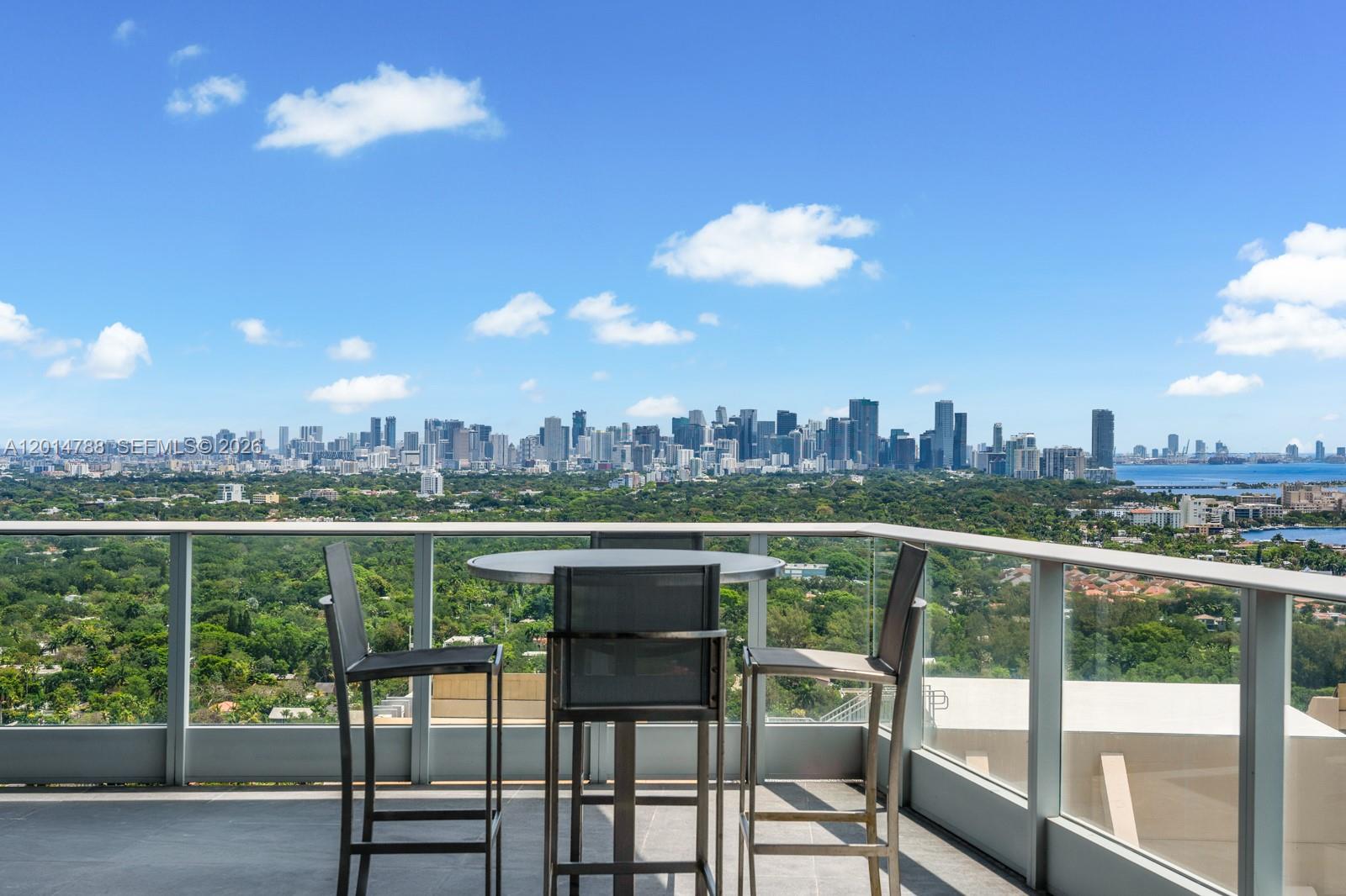 GROVENOR HOUSE CONDO - Residential
