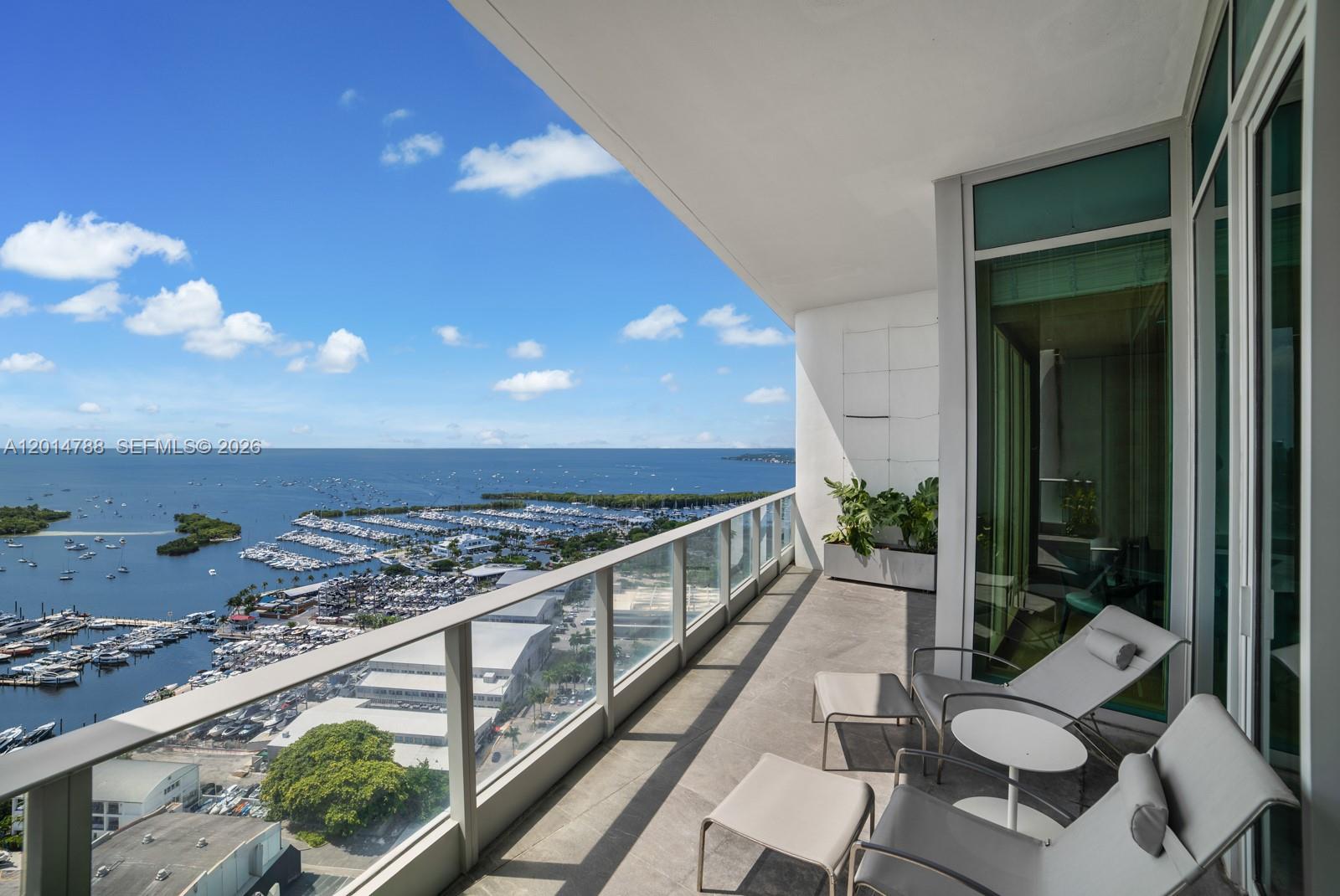 GROVENOR HOUSE CONDO - Residential