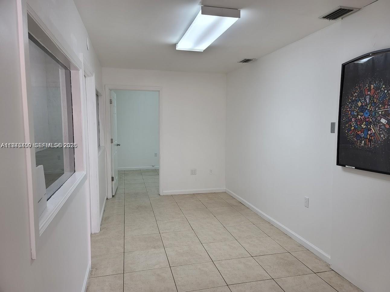 7933 NW 64th St 7933