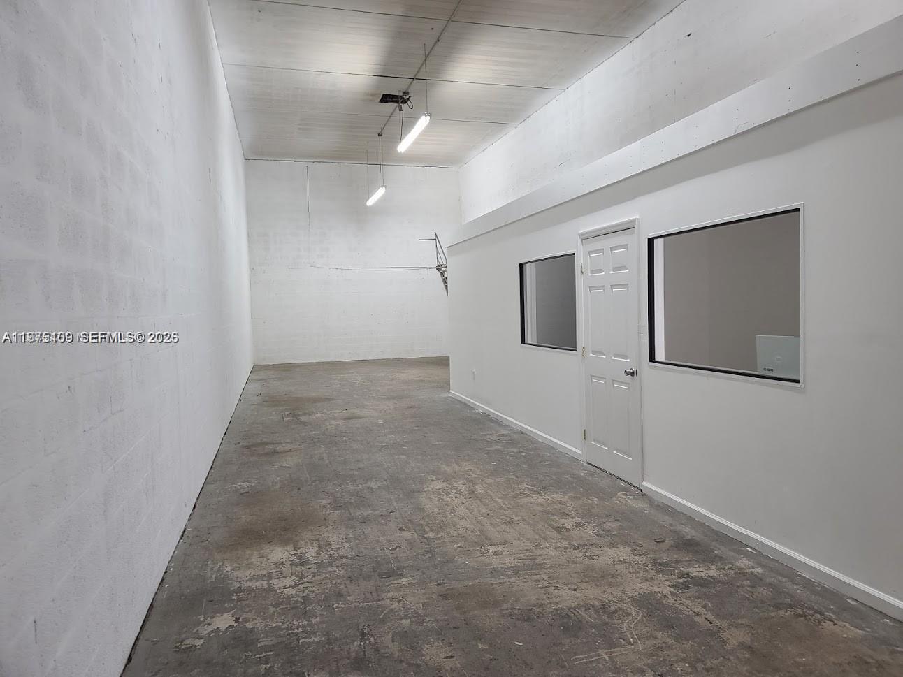 7933 NW 64th St 7933