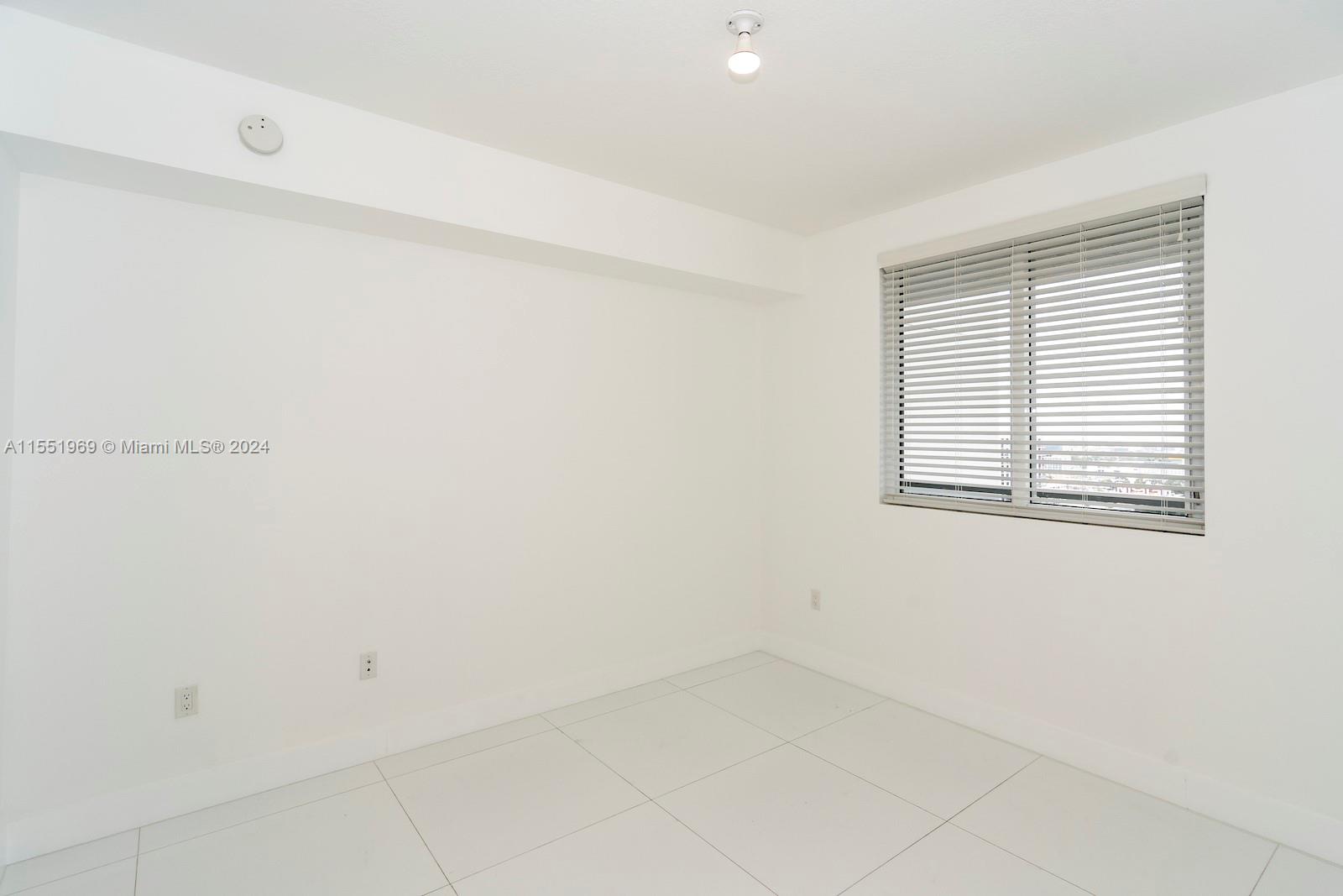 BAY HOUSE - Residential