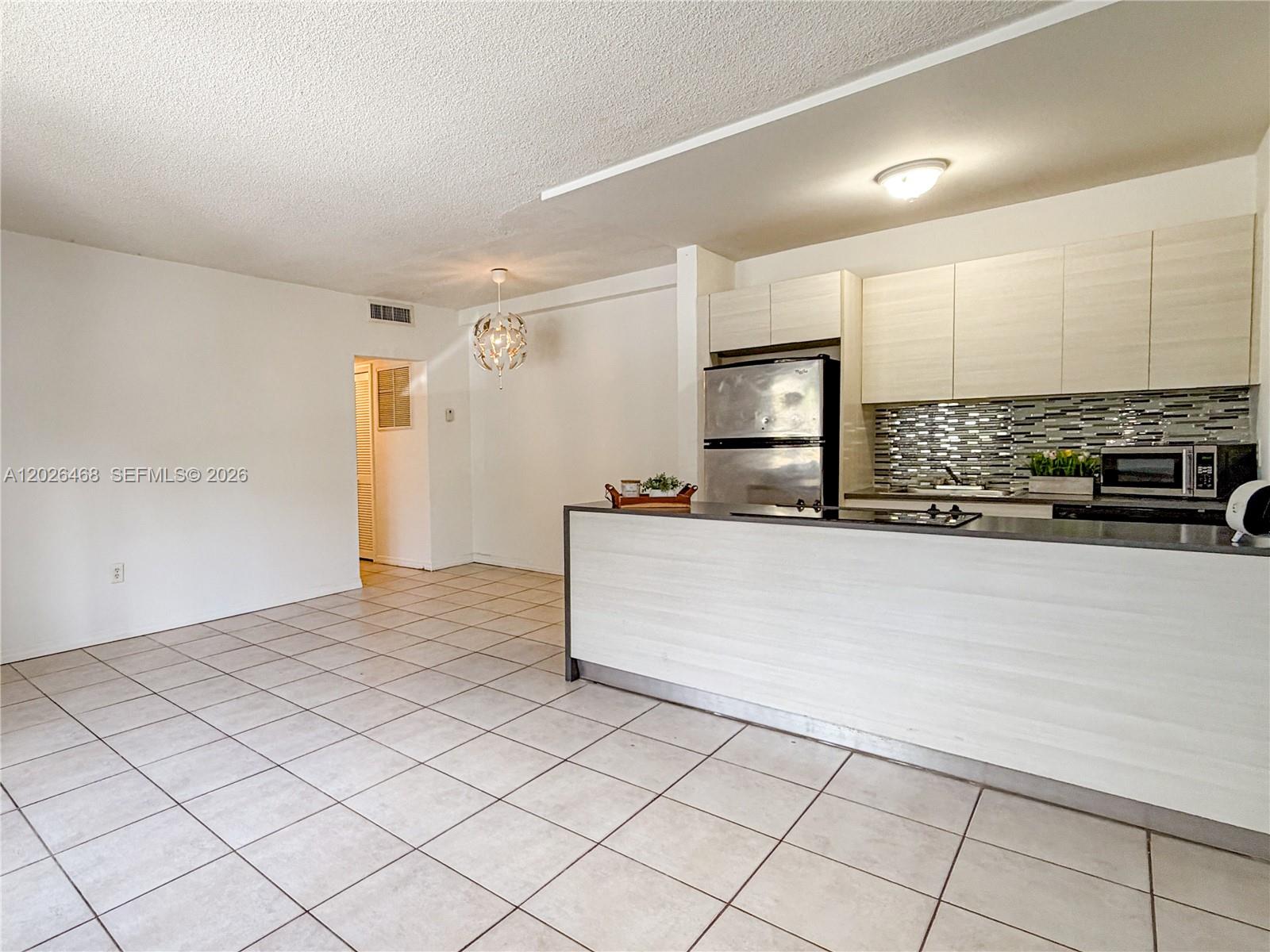 2430 NE 135th St 101