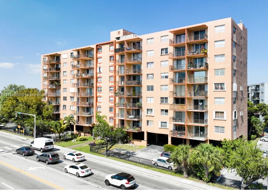 Rental Property at 1465 Ne 123rd St Ph12, North Miami, Miami-Dade County, Florida - Bedrooms: 1 
Bathrooms: 1  - $1,695 MO.