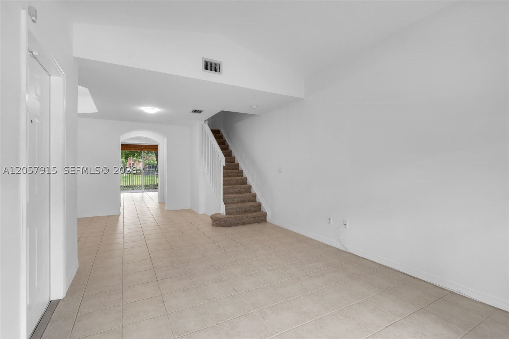 4956 Leeward Ln 3804