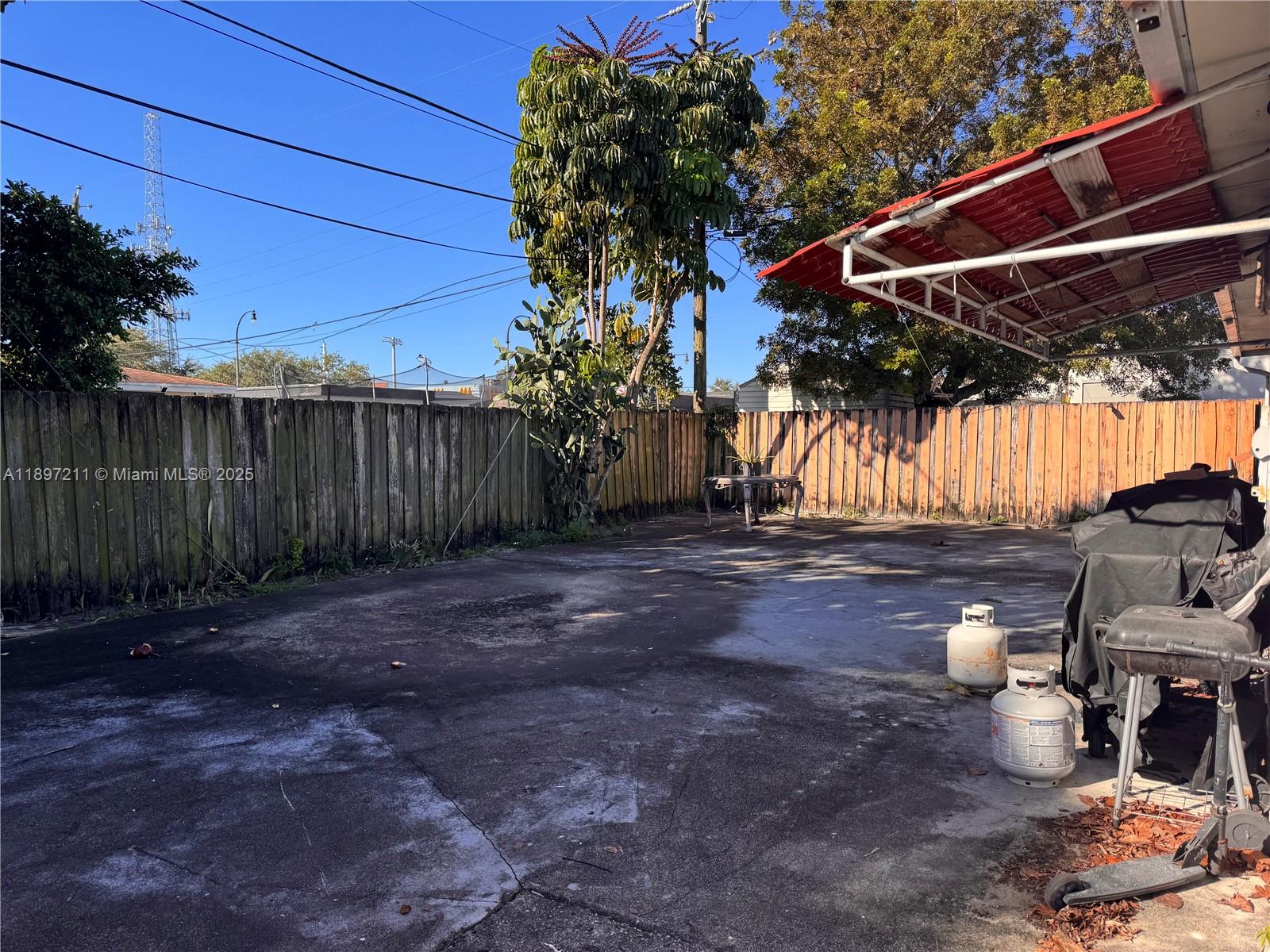 W MIAMI HGTS REV PL #1 - Residential Income
