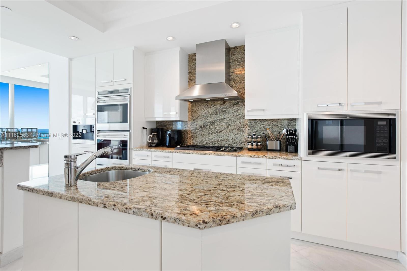 ONE BAL HARBOUR - Residential