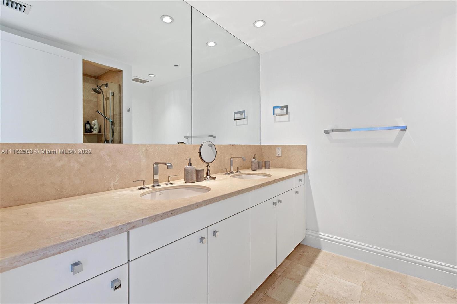ONE BAL HARBOUR - Residential