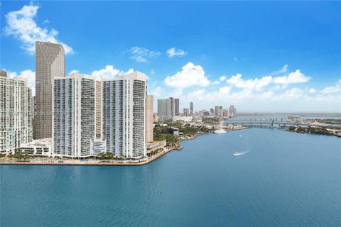 848 Brickell Key Dr 2702 Miami FL 33131